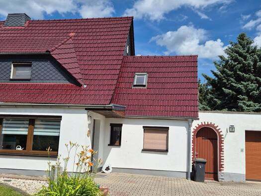 Doppelhaushälfte zum Kauf provisionsfrei 130.000 € 4 Zimmer 80 m² 460 m² Grundstück frei ab sofort Wasserturmstraße 2 Neuposa Starkenberg 04617