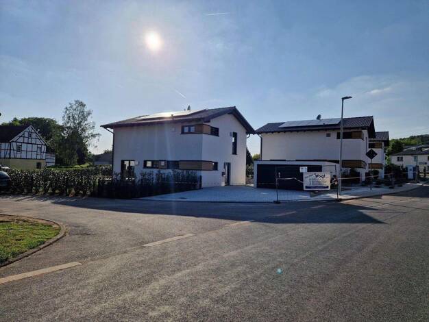 Einfamilienhaus zur Miete 1.950 € 5 Zimmer 140 m² 520 m² Grundstück frei ab 01.04.2026 Anger 5 Burkersdorf Harth-Pöllnitz 07570