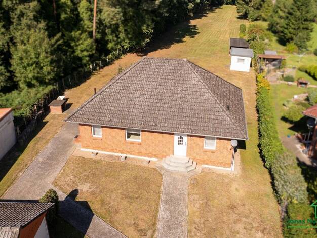 Einfamilienhaus zum Kauf provisionsfrei 265.000 € 3 Zimmer 103 m² 4.839 m² Grundstück Neuhöfer Straße 33 Neustadt-Glewe 19306