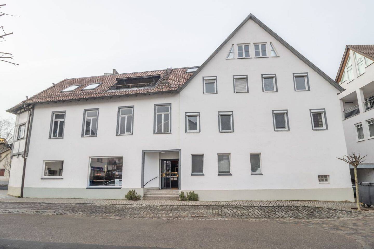 Mehrfamilienhaus zum Kauf - Ansicht 2