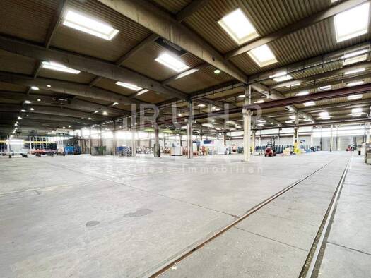 Lagerhalle zur Miete 5,80 € 2.100 m² Lagerfläche teilbar ab 1.200 m² Barbaraviertel Neuss 41460