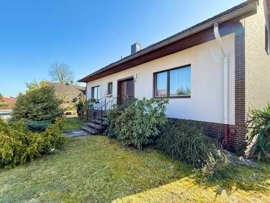Einfamilienhaus zum Kauf 345.000 € 8,5 Zimmer 179,3 m² 1.007 m² Grundstück Eltze Uetze 31311