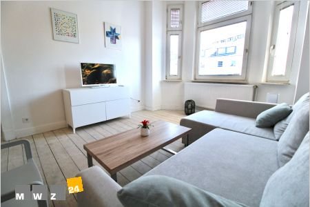 Wohnung zur Miete Wohnen auf Zeit 1.350 € 2 Zimmer 65 m²<br/>Wohnfläche 01.10.2024<br/>Verfügbarkeit Rath Düsseldorf 40470