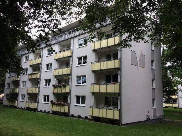 Wohnung zur Miete 560 € 3 Zimmer 67,4 m² 3. Geschoss frei ab 22.01.2026 Ludwig-Steil-Str. 16 Holsterhausen Herne 44625