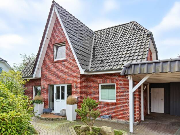 Einfamilienhaus zum Kauf 540.000 € 4 Zimmer 130 m² 711 m² Grundstück Eutin 23701