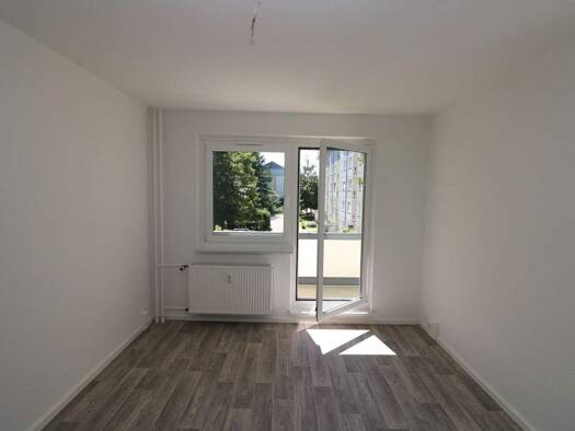 Wohnung zur Miete 299 € 2 Zimmer 40,3 m² 2. Geschoss frei ab 01.01.2026 Paul-Müller-Straße 59 Freiberg 09599