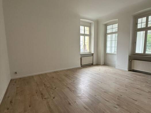 Wohnung zur Miete 670 € 4 Zimmer 103 m² frei ab sofort Straße des Friedens 58 Debschwitz Gera 07548