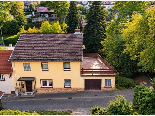 Einfamilienhaus zum Kauf 269.000 € 6 Zimmer 186,9 m² 355 m² Grundstück Arnoldshain Schmitten im Taunus 61389
