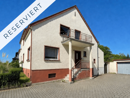 Doppelhaushälfte zum Kauf 199.000 € 7 Zimmer 131 m² 565 m² Grundstück Rohrbach Sankt Ingbert 66386