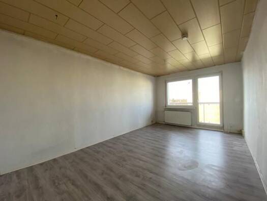 Wohnung zur Miete nur mit Wohnberechtigungsschein 369 € 4 Zimmer 76 m² 4. Geschoss Humboldtstraße 1 Oschersleben Oschersleben 39387