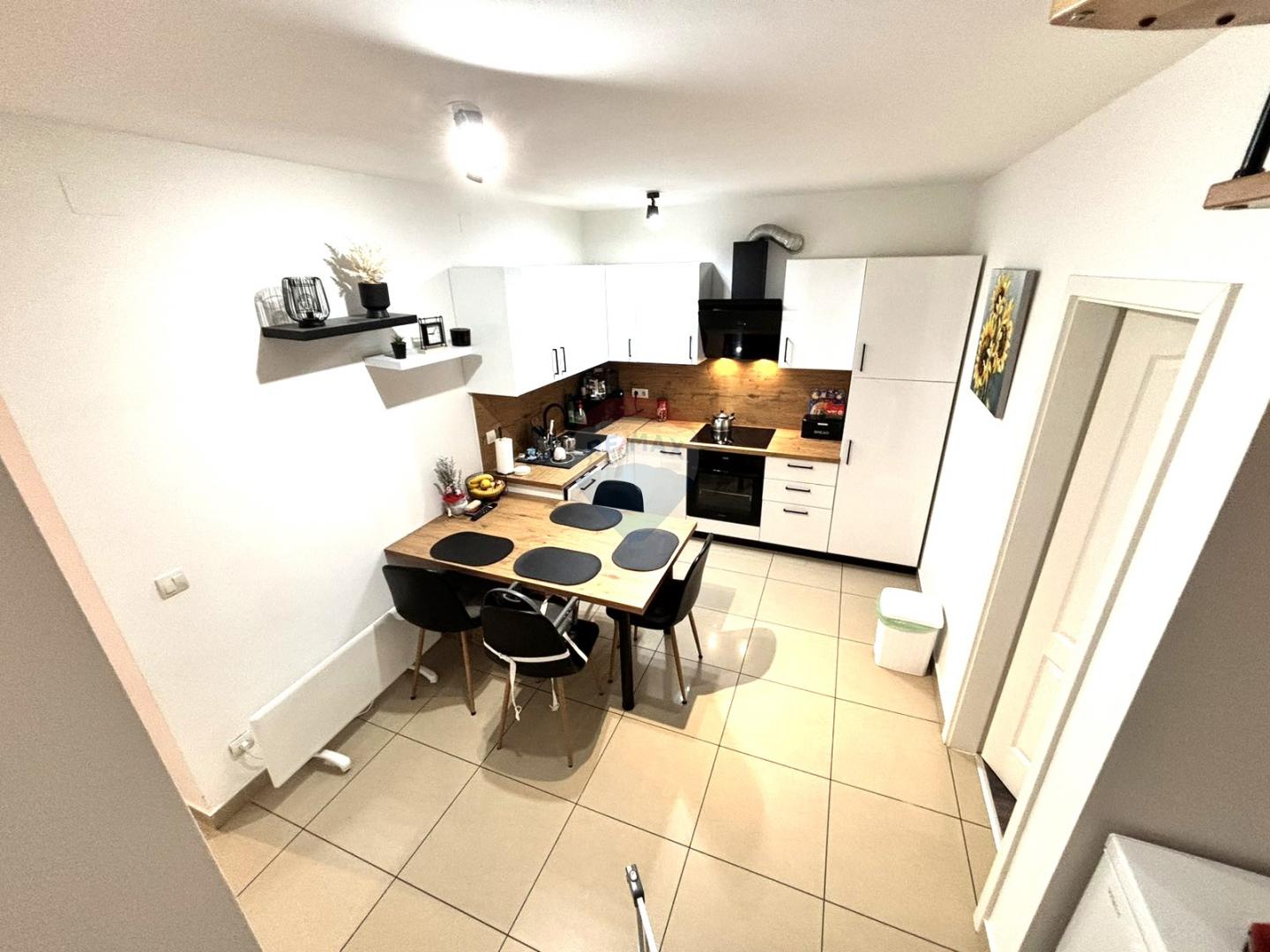 Wohnung zum Kauf 270.000 € 5 Zimmer 87 m²<br/>Wohnfläche 2.<br/>Geschoss Rovinj 52210