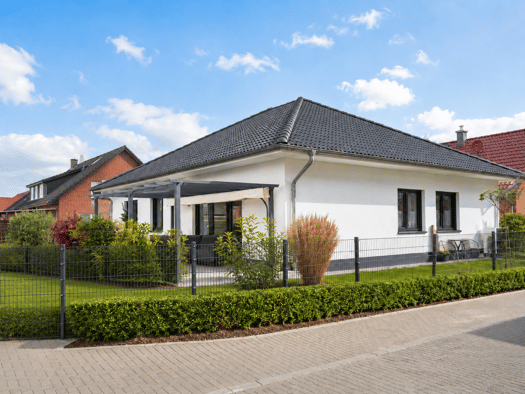 Bungalow zur Miete 1.300 € 4 Zimmer frei ab 01.09.2026 Haßbergen 31626