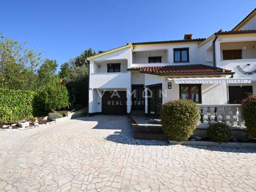 Doppelhaushälfte zum Kauf 385.000 € 4 Zimmer Poreč 52440