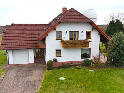 Einfamilienhaus zum Kauf 399.000 € 8 Zimmer 195 m² 983 m² Grundstück frei ab sofort Im Eck 11 Würzberg Michelstadt 64720