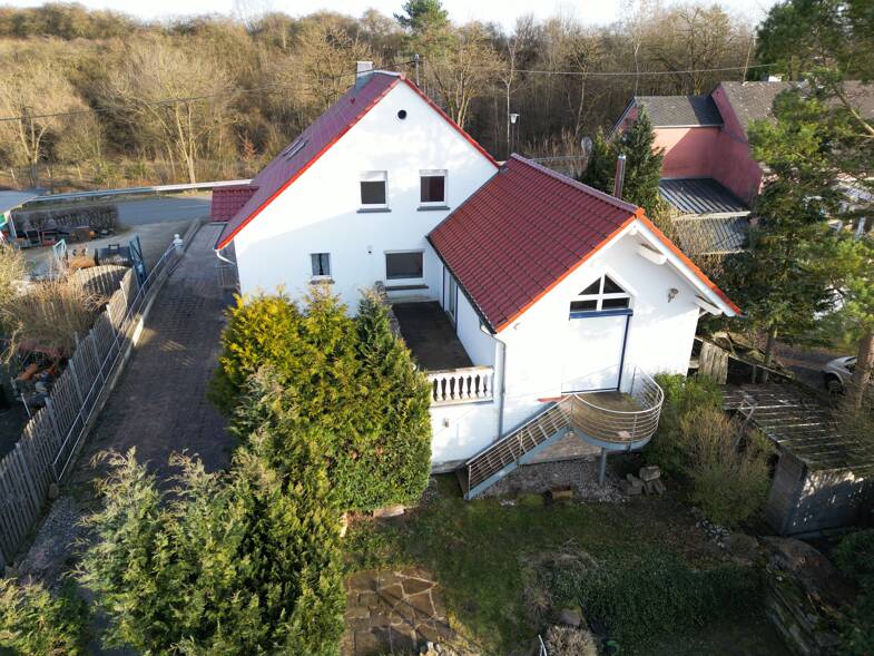 Haus zum Kauf 298.000 € 7 Zimmer 155 m² 930 m² Grundstück frei ab sofort Messerich 54636