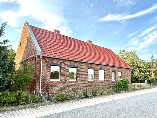 Einfamilienhaus zum Kauf provisionsfrei 85.000 € 4 Zimmer 104,5 m² 1.086 m² Grundstück frei ab sofort Roddan Legde/Quitzöbel 19336