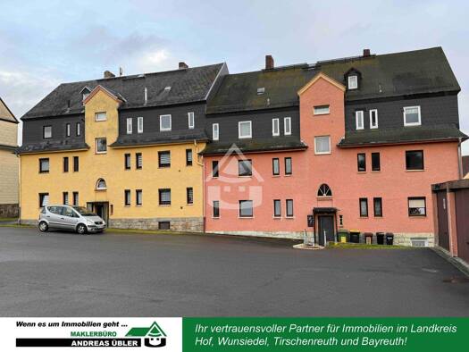 Wohnung zum Kauf 68.000 € 2 Zimmer 54 m² EG Selb 95100