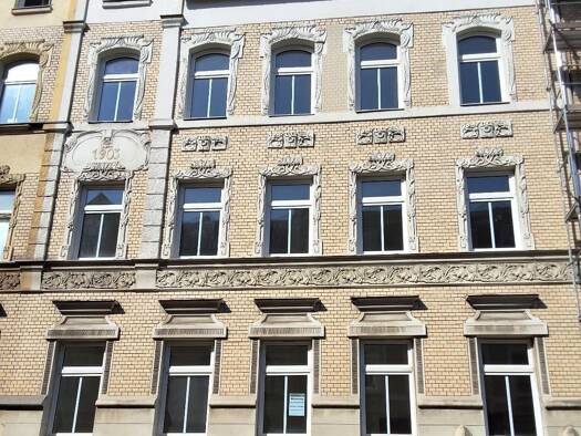 Wohnung zur Miete 558 € 4 Zimmer 93 m² Stresemannstraße 80 Reusa Plauen 08527