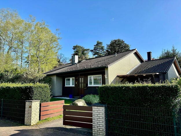Bungalow zum Kauf provisionsfrei 595.000 € 5 Zimmer 117 m² 835 m² Grundstück Pinneberg 25421