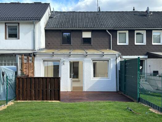 Reihenmittelhaus zum Kauf provisionsfrei 329.000 € 3 Zimmer 99,6 m² 147,3 m² Grundstück An Lindemanns Kreuz 7 Schonnebeck Essen 45309