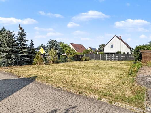 Grundstück zum Kauf provisionsfrei 49.687 € 368 m² Grundstück Kötschlitz Leuna 06237