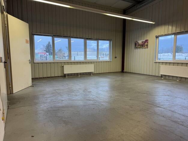 Lagerhalle zur Miete provisionsfrei 1.600 € 183 m² Lagerfläche Thiendorf Thiendorf 01561