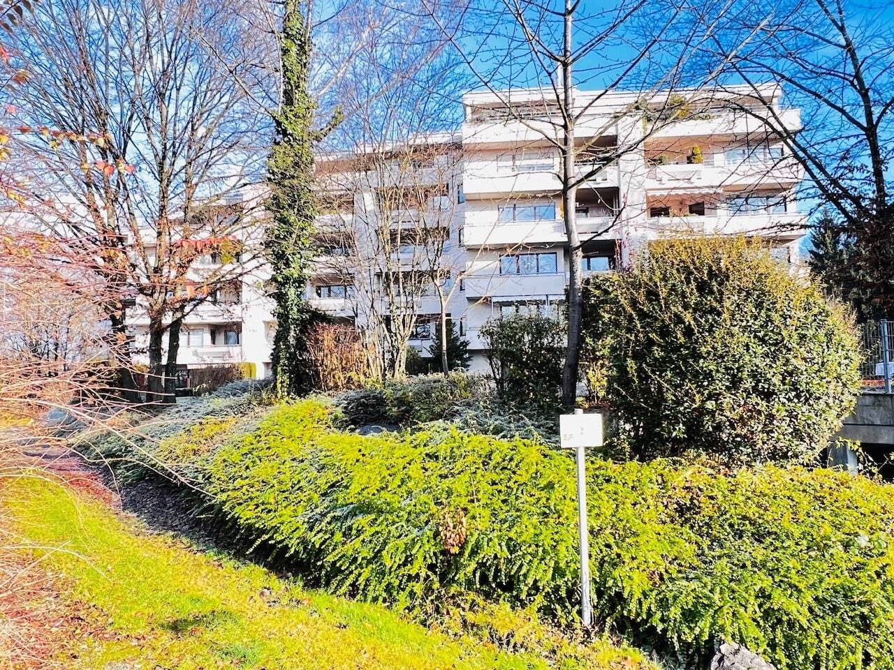 Wohnung zum Kauf 215.000 € 2 Zimmer 66 m²<br/>Wohnfläche 3.<br/>Geschoss Kernstadt Biberach 88400