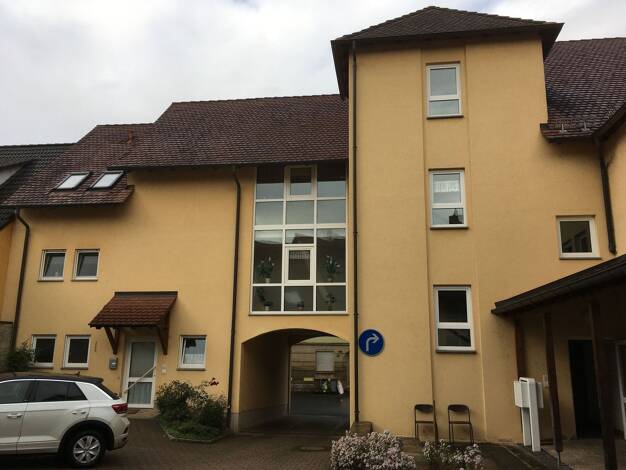 Wohnung zur Miete 380 € 2 Zimmer 53,9 m² 1. Geschoss frei ab sofort Neue Straße 8 Creglingen Creglingen 97993