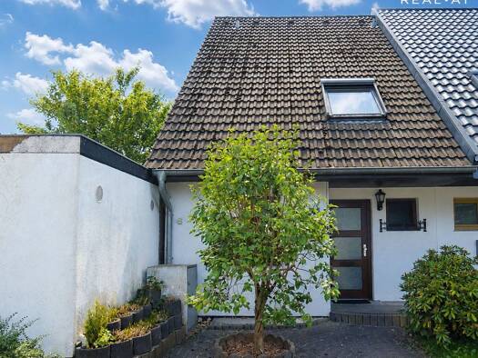 Reihenendhaus zum Kauf 349.000 € 4 Zimmer 98 m² 254 m² Grundstück Hilgen Burscheid 51399