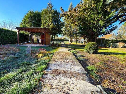 Doppelhaushälfte zum Kauf 270.000 € 3 Zimmer 77 m² 992 m² Grundstück frei ab 01.02.2026 Siedlung Neuglück 15 Nietleben Halle (Saale)-Nietleben 06126