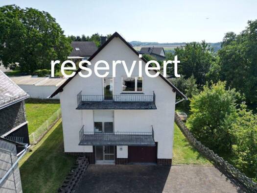 Einfamilienhaus zum Kauf 157.325 € 8 Zimmer 175 m² 648 m² Grundstück Backhausstraße 2 Walhausen 56865