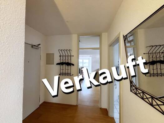 Wohnung zum Kauf 298.000 € 2,5 Zimmer Dachgeschoss, 3. Geschoss frei ab sofort Hattersheim 65795