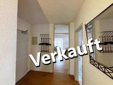 Wohnung zum Kauf 298.000 € 2,5 Zimmer Dachgeschoss, 3. Geschoss frei ab sofort Hattersheim Hattersheim 65795