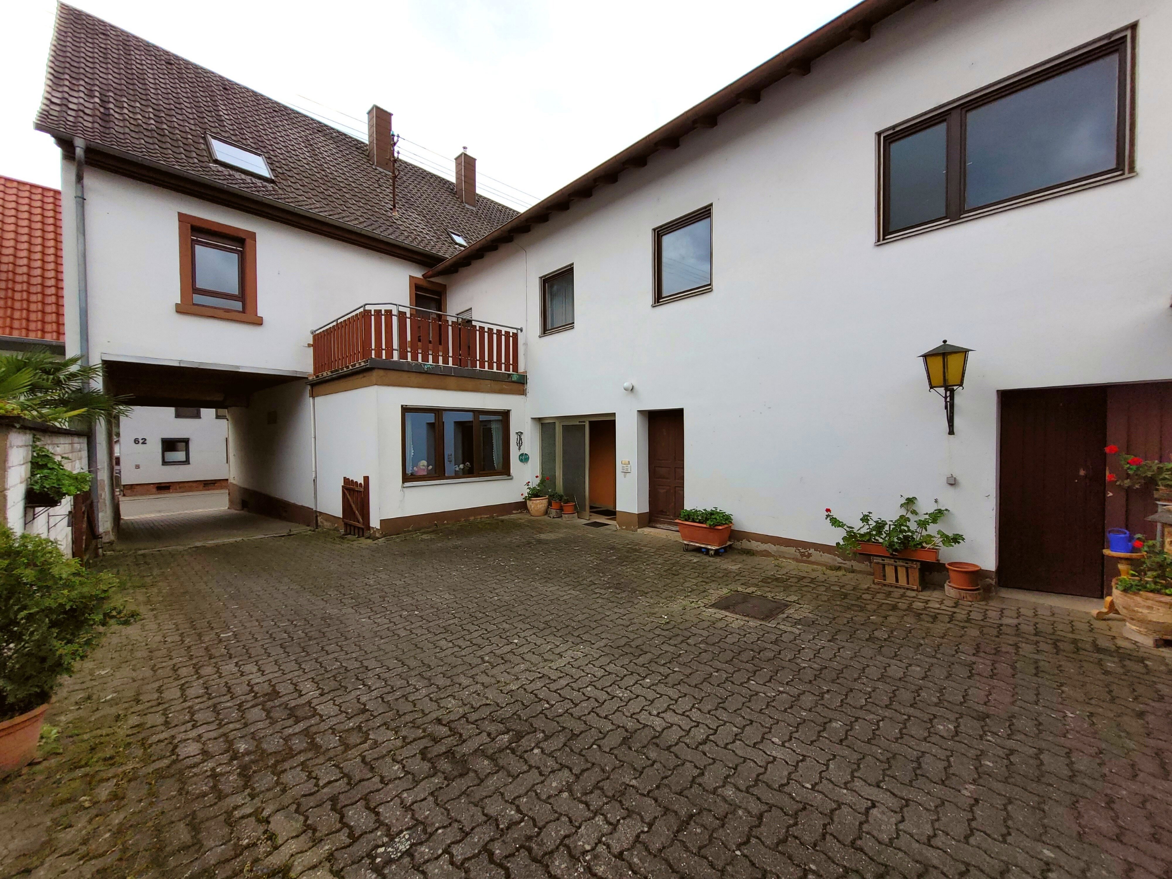 Mehrfamilienhaus zum Kauf 899.000 € 15 Zimmer 514 m²<br/>Wohnfläche 709 m²<br/>Grundstück Schaidt Wörth am Rhein 76744