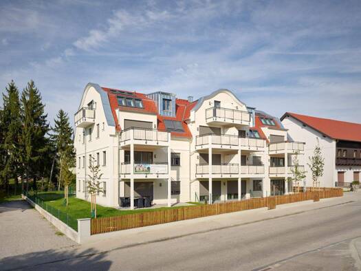 Fertig- und Musterhäuser zum Kauf Bahnhofstr. 30 Velden 84149