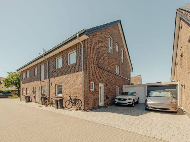 Reihenendhaus zum Kauf 694.000 € 5 Zimmer 137,5 m² 278,9 m² Grundstück Reusrath Langenfeld (Rheinland) 40764