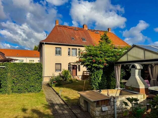 Mehrfamilienhaus zum Kauf 585.000 € 9 Zimmer 197 m² 740 m² Grundstück Trachau Ortsamtsbereich Pieschen 01129