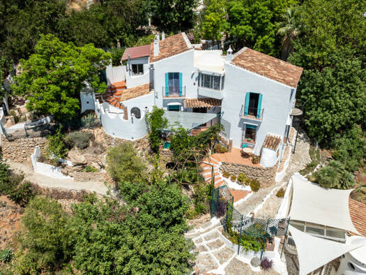 Einfamilienhaus zum Kauf 1.250.000 € 419 m² 7.134 m² Grundstück Frigiliana 0