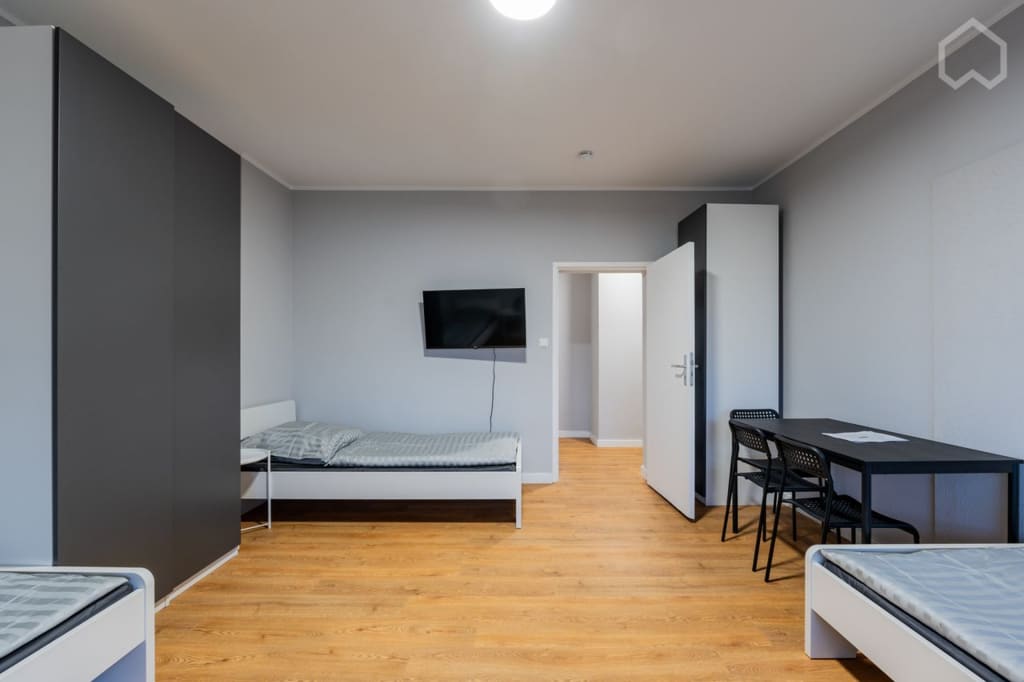 Wohnung zur Miete Wohnen auf Zeit 4.950 € 3 Zimmer 75 m²<br/>Wohnfläche ab sofort<br/>Verfügbarkeit Reichenhaller Straße Schmargendorf Berlin 14199