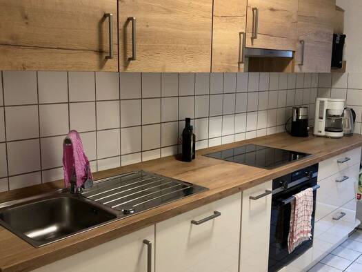 Wohnung zur Miete 1.045 € 3 Zimmer 95 m² Geschoss 1/3 frei ab 15.01.2026 Neugasse 26 Zentrum Jena 07743