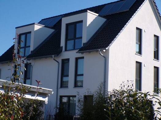 Reihenmittelhaus zum Kauf provisionsfrei 468.600 € 4 Zimmer 111,8 m² 200 m² Grundstück Kampweg Rosdorf 37124