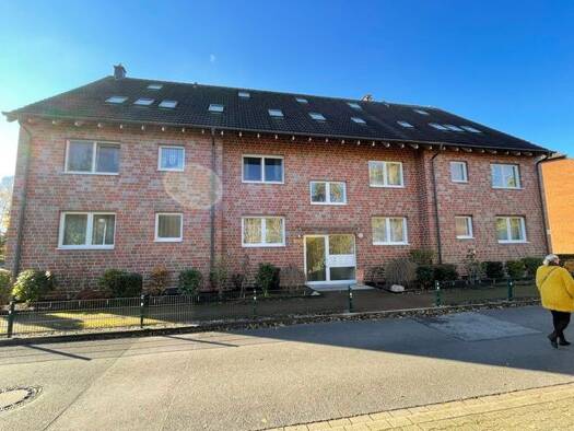Wohnung zur Miete 500 € 2 Zimmer 71,4 m² Geschoss 1/3 frei ab 01.12.2026 Erle Gelsenkirchen 45891
