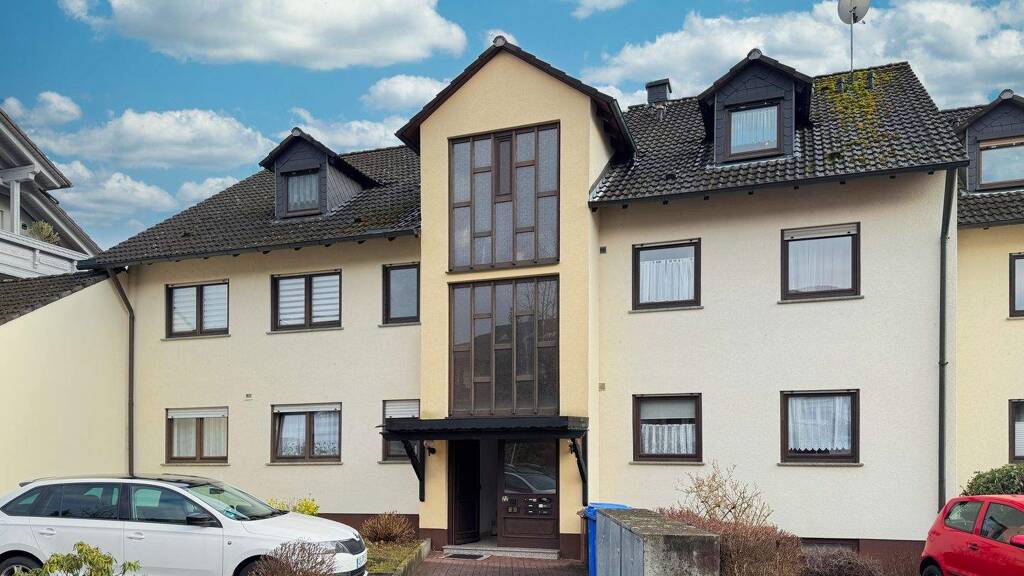 Wohnung zum Kauf 339.000 € 3 Zimmer 111 m² 3. Geschoss frei ab sofort Weidenbörnerstr. 22 Goldbach 63773