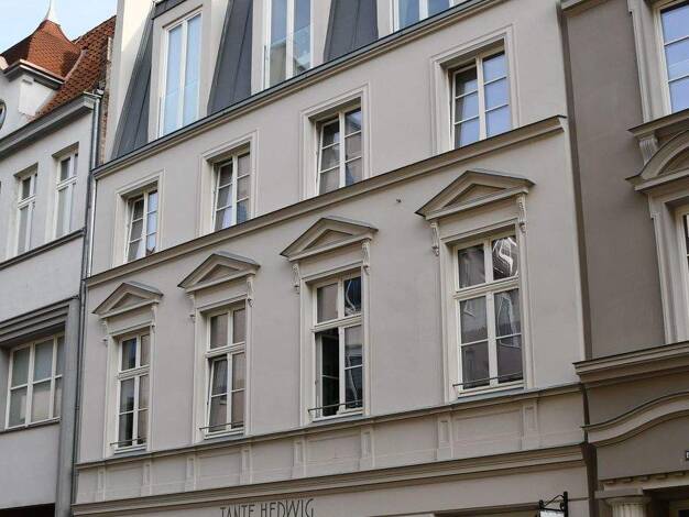 Studio zur Miete 1.057 € 2 Zimmer 81,3 m² 2. Geschoss frei ab 01.04.2026 Altstadt Stralsund 18439