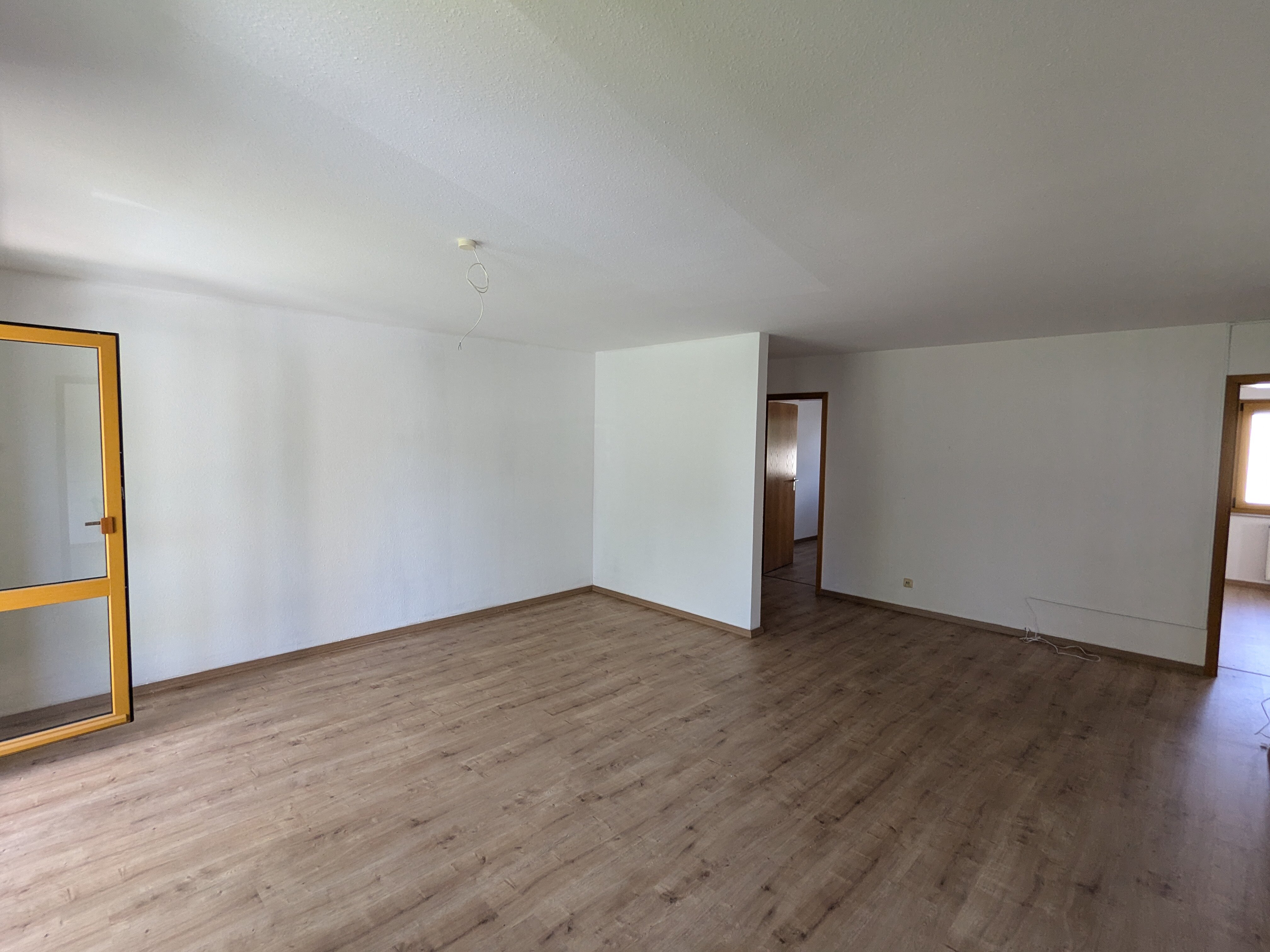 Wohnung zum Kauf 79.200 € 3 Zimmer 72 m²<br/>Wohnfläche 1.<br/>Geschoss Annaberg Annaberg-Buchholz 09456