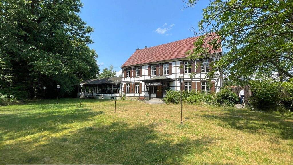 Mehrfamilienhaus zum Kauf 749.000 € 8 Zimmer 552,7 m² 12.712 m² Grundstück Heessen Hamm 59073