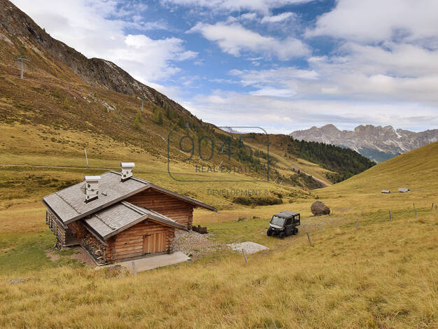 Haus zum Kauf 1.500.000 € 5 Zimmer 160 m² 50.000 m² Grundstück San Giovanni di Fassa 38036