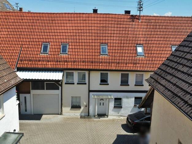 Mehrfamilienhaus zum Kauf 399.500 € 8 Zimmer 140 m² 380 m² Grundstück Baisingen Rottenburg am Neckar 72108