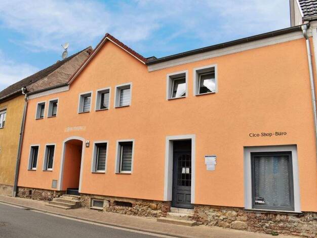 Reihenmittelhaus zum Kauf 224.000 € 5 Zimmer 180 m² 407 m² Grundstück Schafstädt Bad Lauchstädt OT Schafstädt 06246