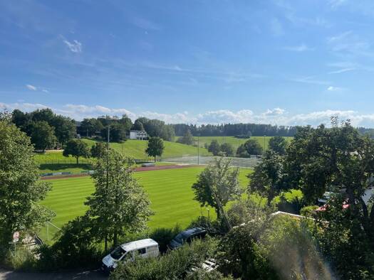 Penthouse zur Miete 1.250 € 3 Zimmer 100 m² Geschoss 3/3 frei ab 01.01.2026 Musberg Leinfelden-Echterdingen 70771